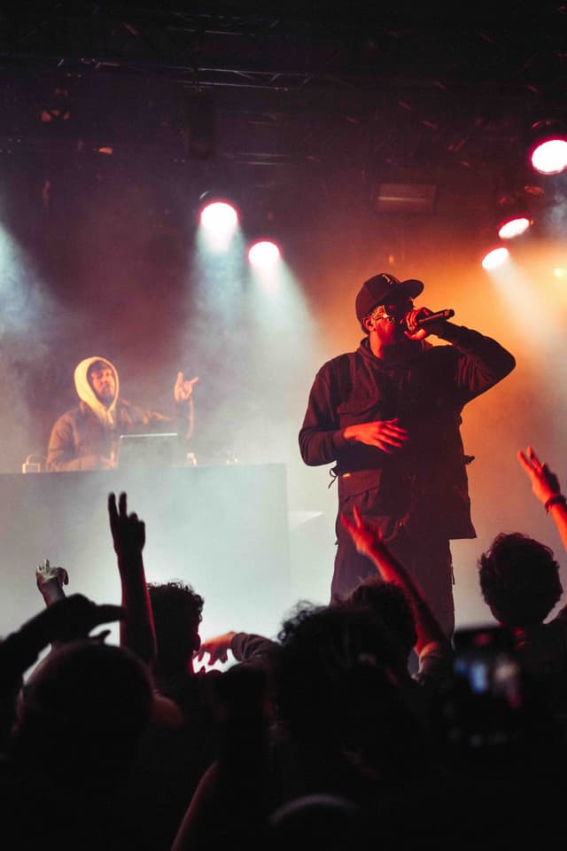 Life & portrait image 30