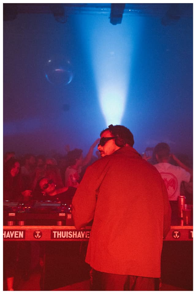 Life & portrait image 19